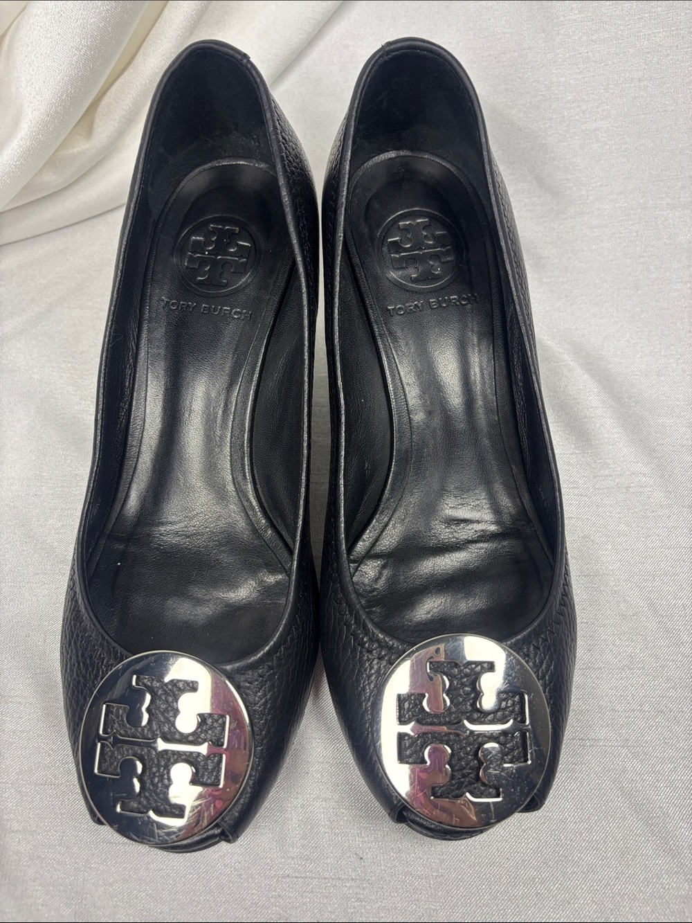Tory Burch Black Leather Logo Round-Toe Flats